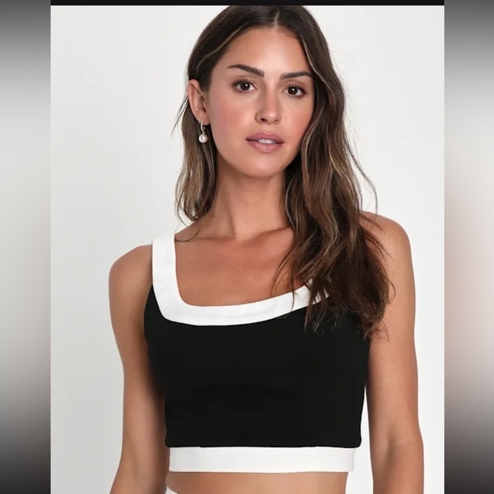 NWT Lulu’s Colorblock Crop Top